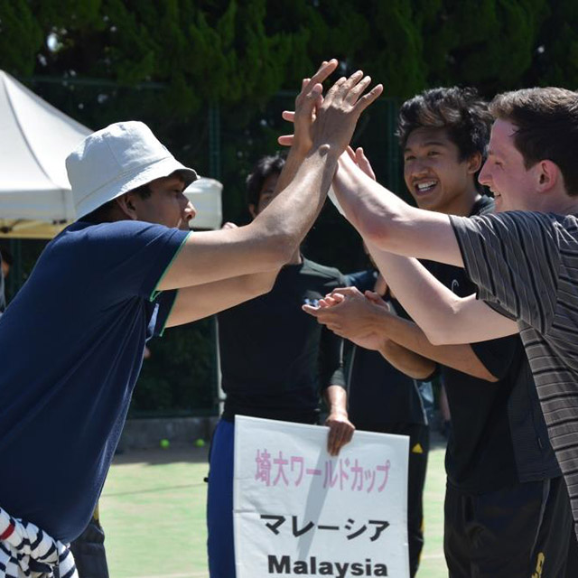 新しいサッカーゲームで遊ぼう!